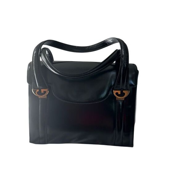 Gucci Elegant Black Shoulder Bag with Gold Details - Picture 2 of 15